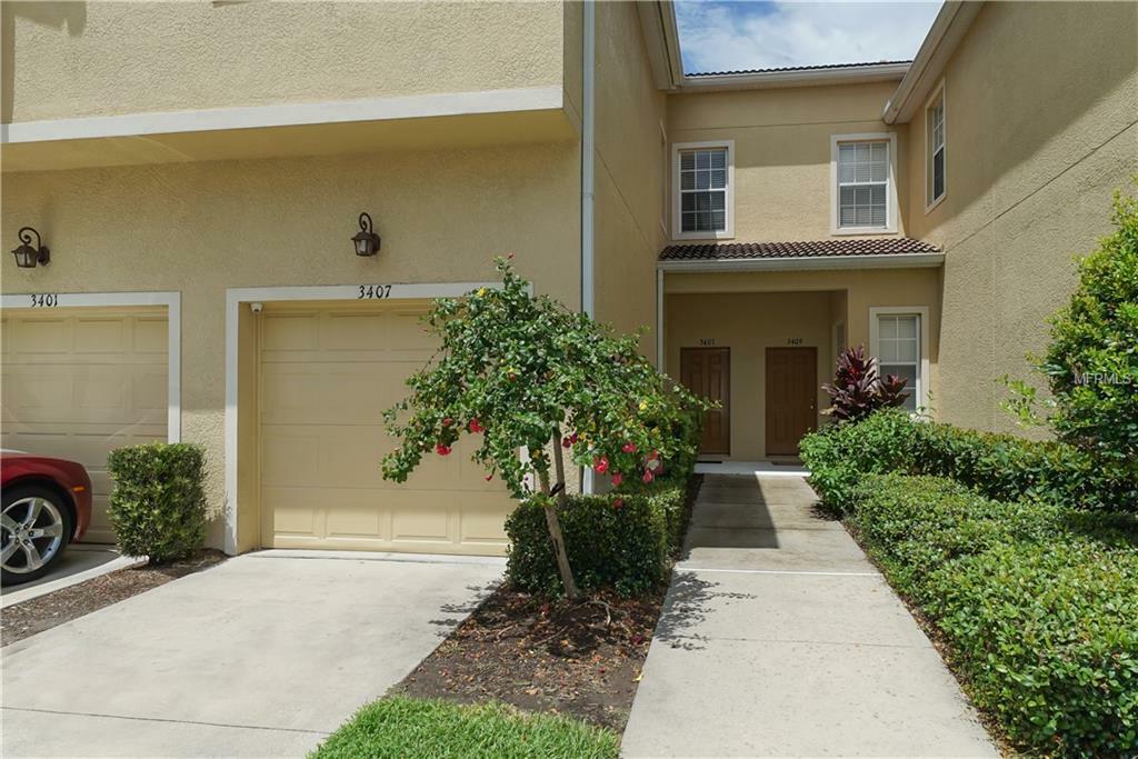 Property Photo:  3407 Parkridge Circle 20-102  FL 34243 