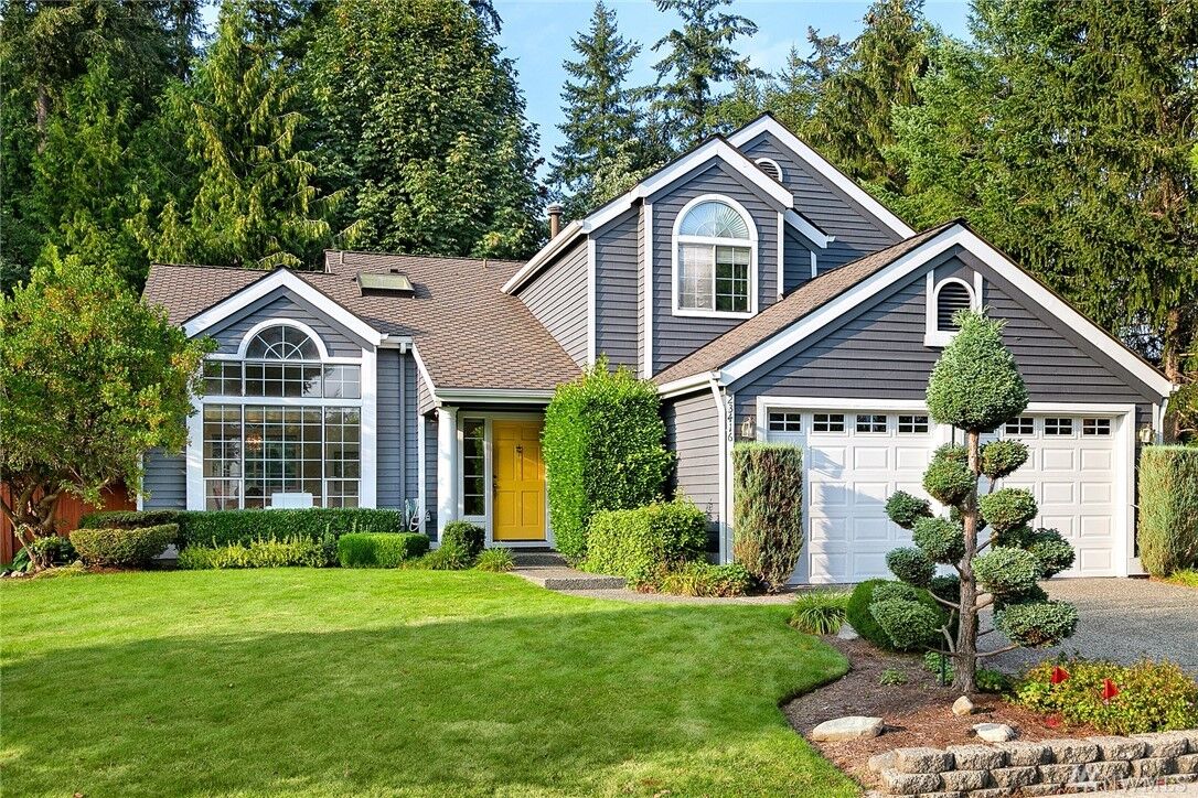 Property Photo:  23416 NE 25th Wy  WA 98074 