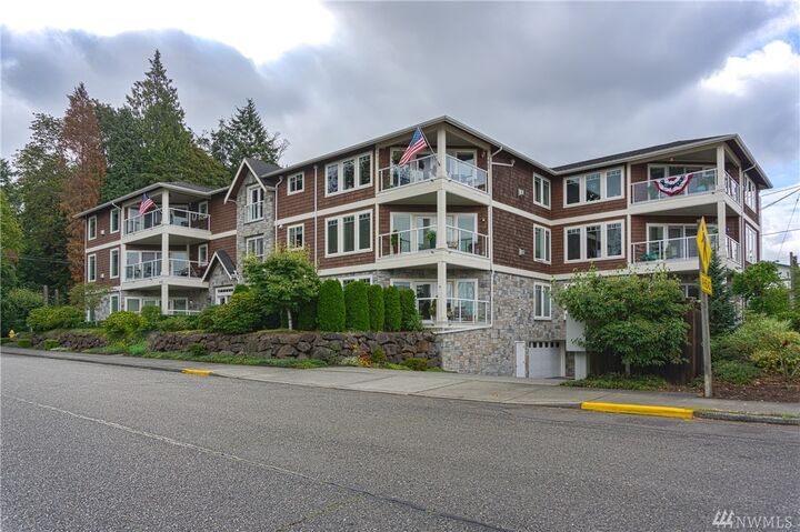 658 Glen St 303  Edmonds WA 98020 photo