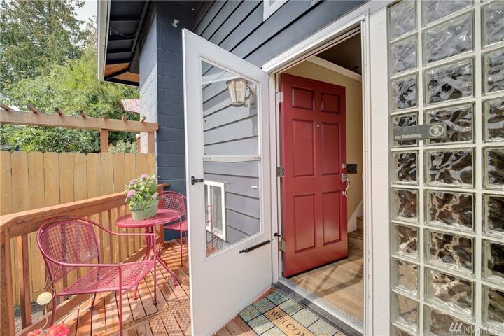 Property Photo: 10259 35th Ave SW WA 98146