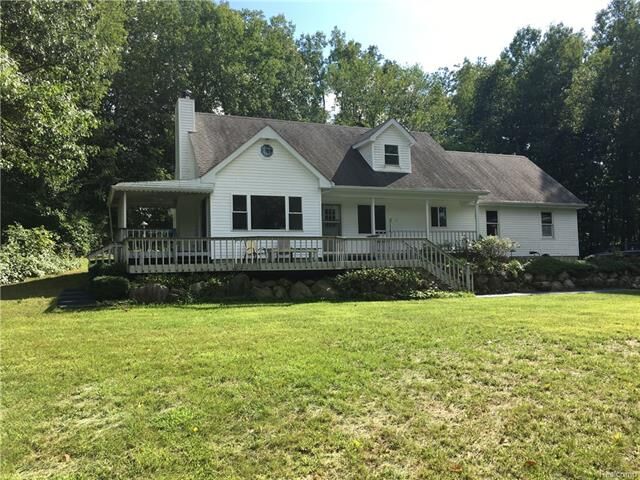 Property Photo: 3114 Loss Trail MI 48380