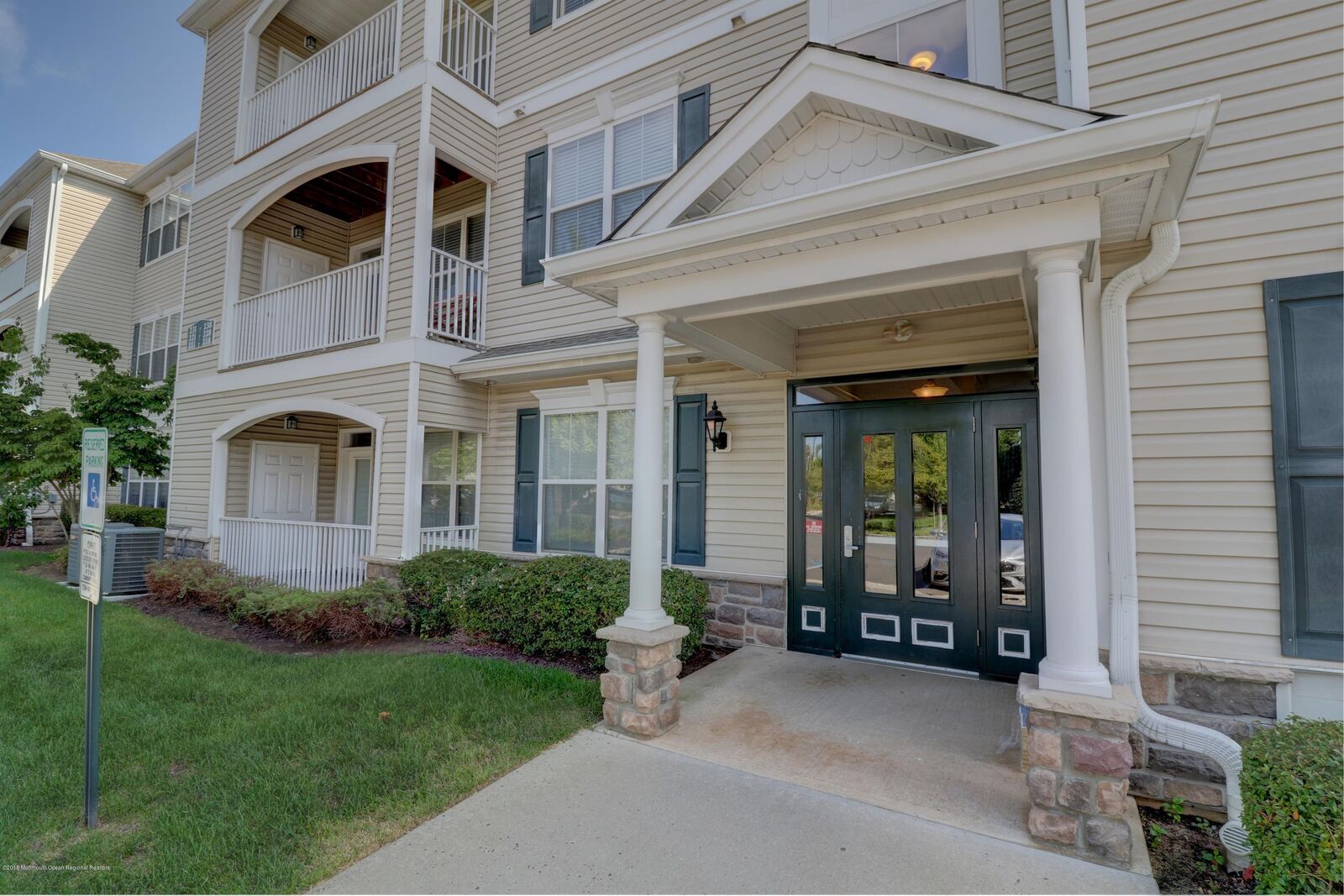 Property Photo:  228 Sloan Court  NJ 07747 