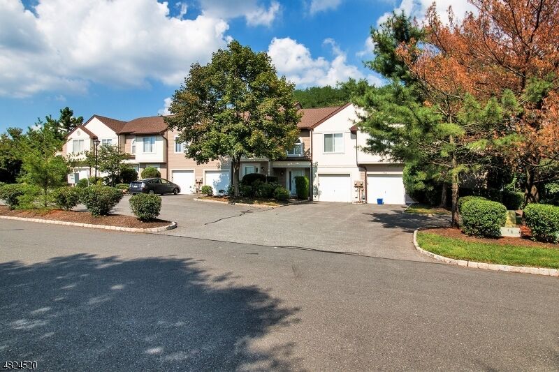 Property Photo:  1704 Park Pl  NJ 07081 