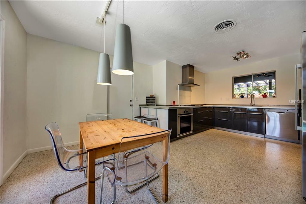 Property Photo: 3329 Fair Oaks Place FL 34239