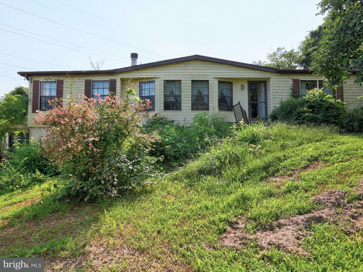 Property Photo:  6612 River Road  PA 17516 