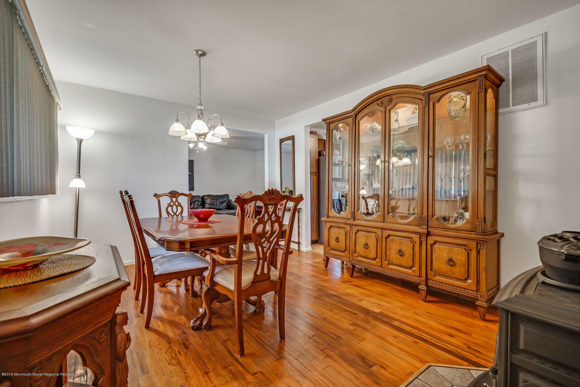 Property Photo:  27 Chain Boulevard  NJ 08721 