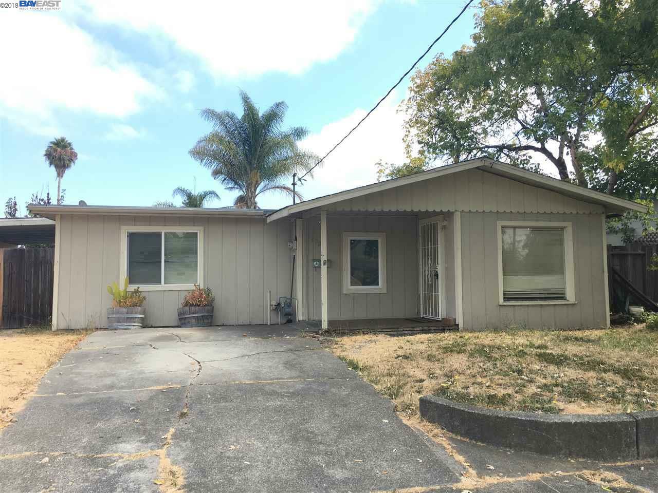 Property Photo:  3008 Home Rd  CA 95403 