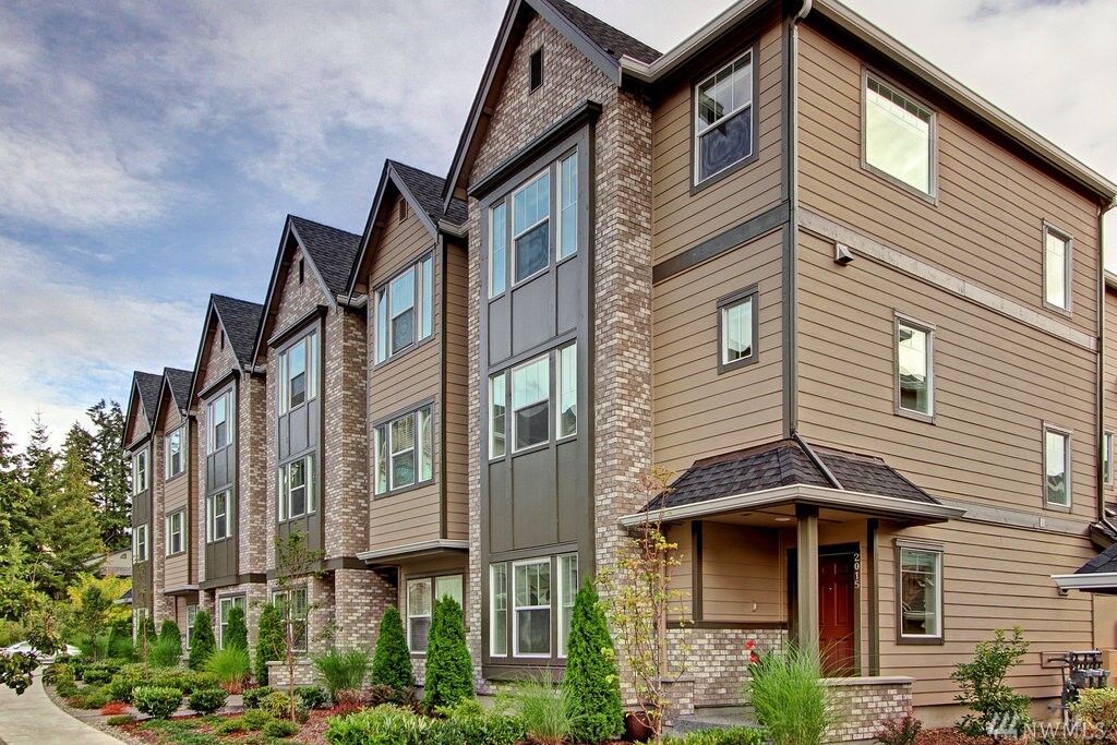 Property Photo:  2015 113th Place SE  WA 98208 