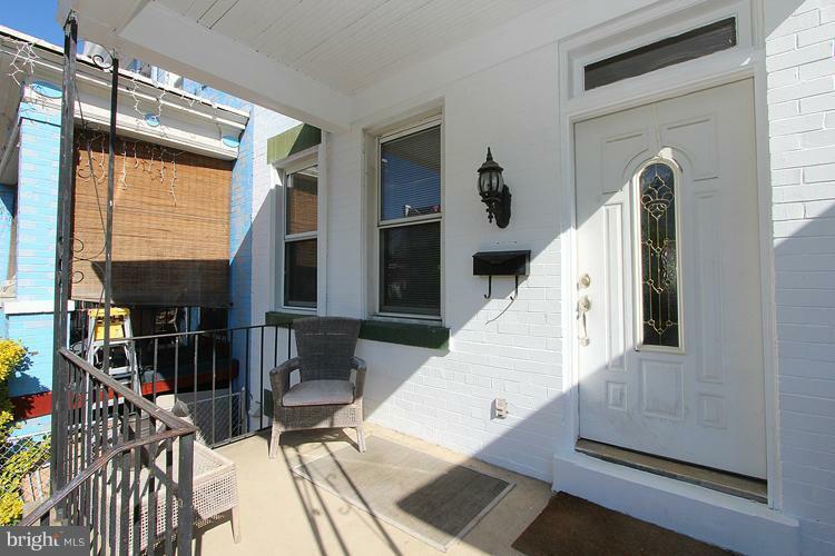 Property Photo:  148 Uhland Terrace NE  DC 20002 