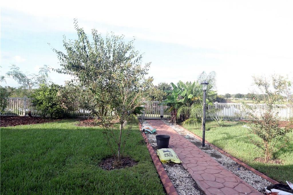 Property Photo:  10727 Breaking Rocks Drive  FL 33647 