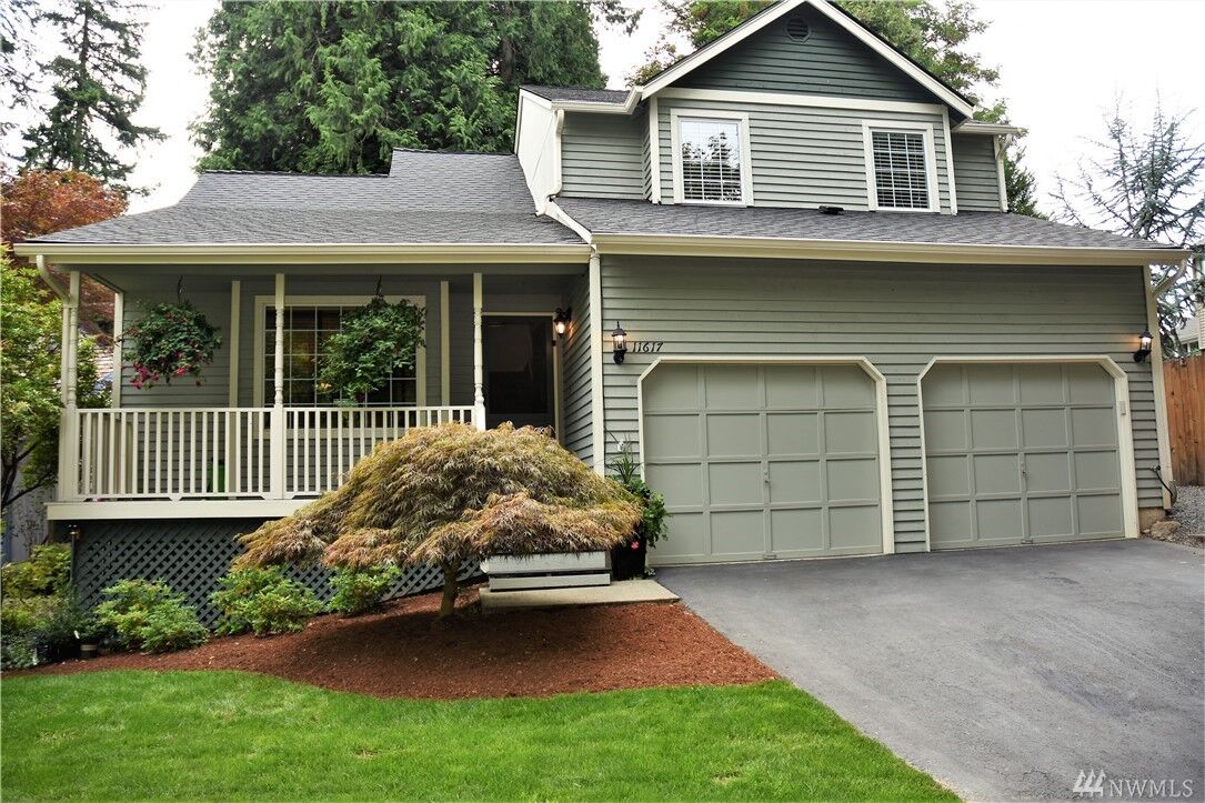 Property Photo:  11617 NE 95th St  WA 98033 