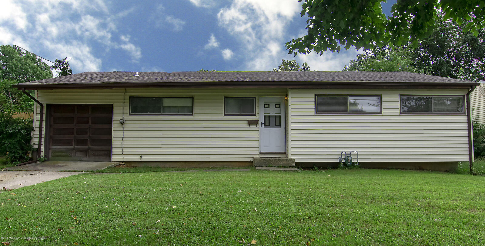 Property Photo:  4 Harvard Road  NJ 08859 