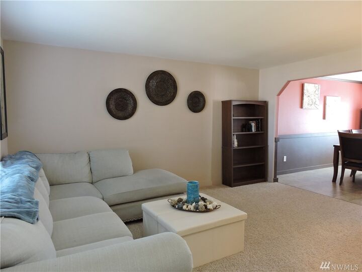 Property Photo:  703 NE Rocky Ave  WA 98848 
