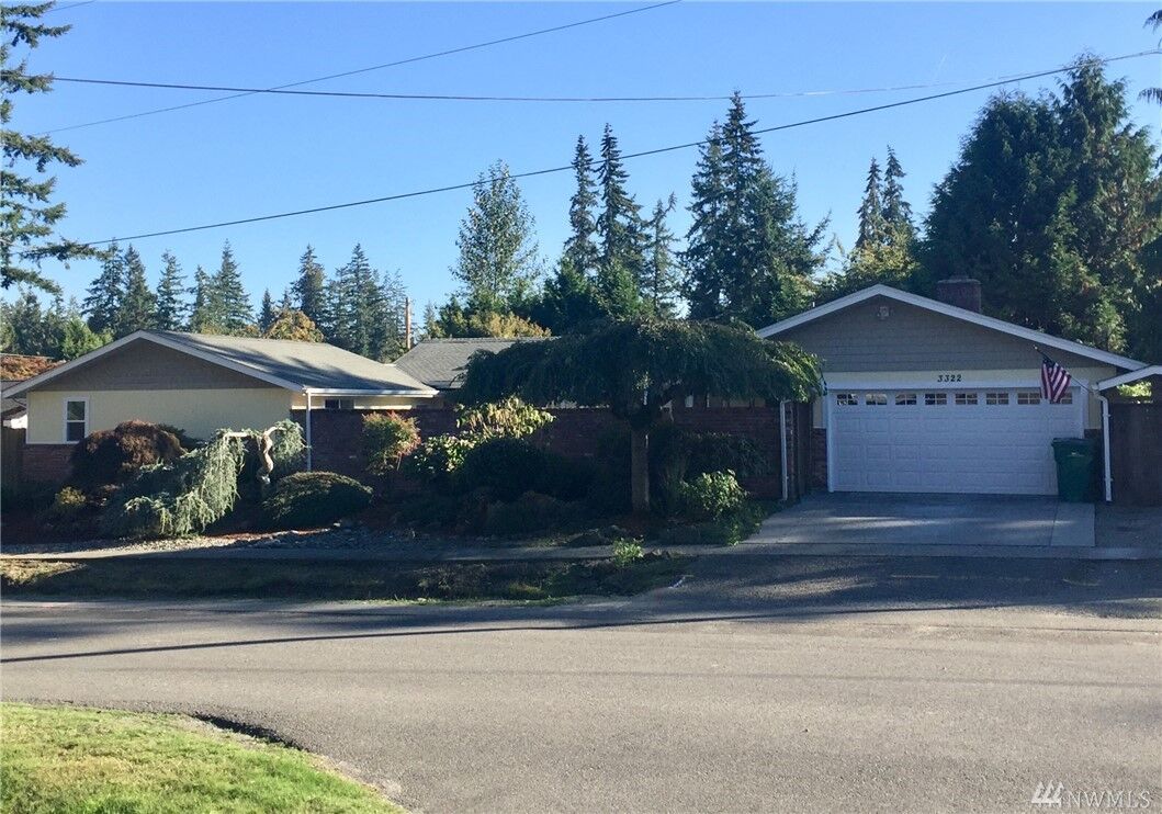 Property Photo: 3322 120th St SE WA 98208