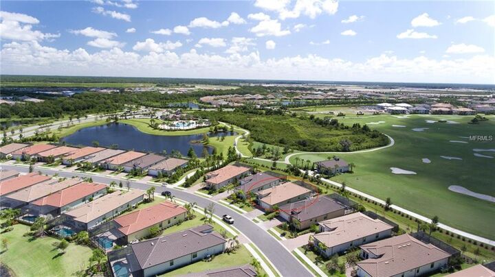 Property Photo:  16512 Hillside Circle  FL 34202 