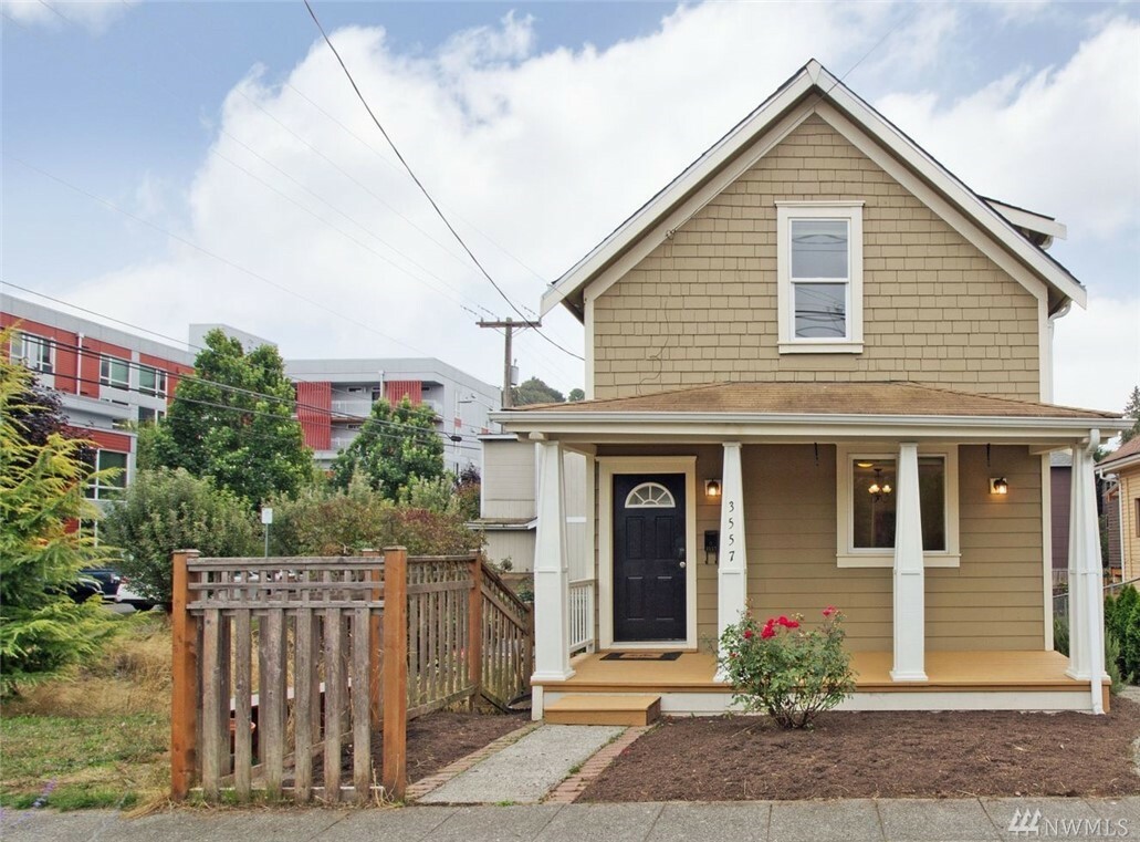 3557 S Hudson St  Seattle WA 98118 photo