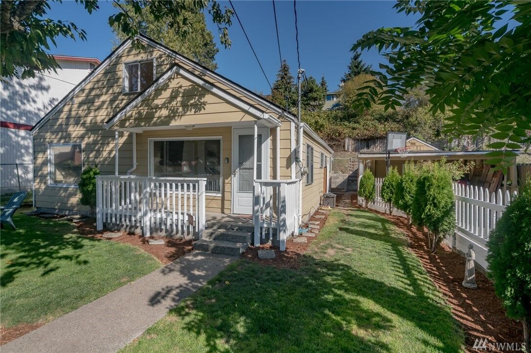 Property Photo: 5035 S Steele St WA 98409