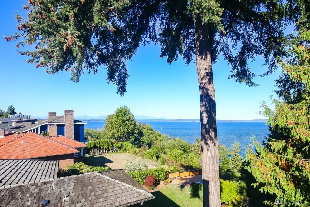 Property Photo:  9257 View Ave NW  WA 98117 