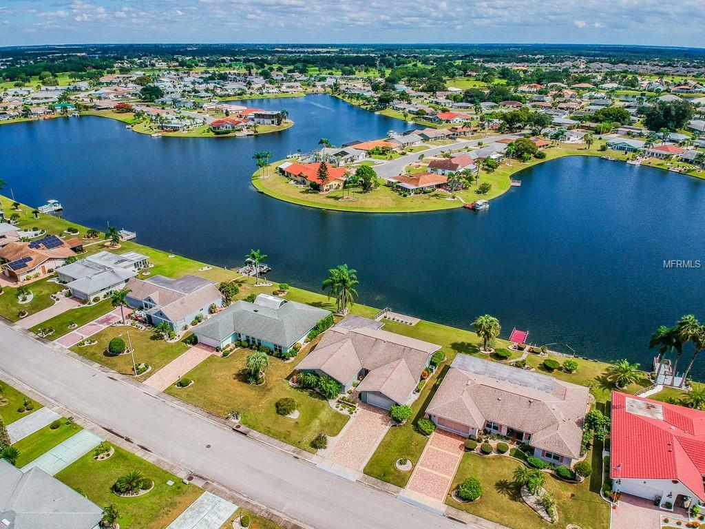 Property Photo:  1702 New Bedford Drive  FL 33573 