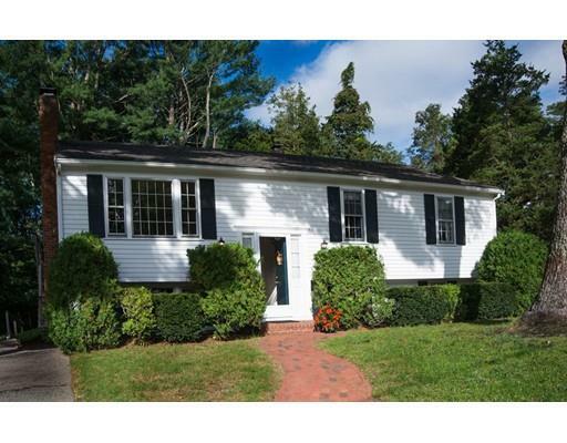 Property Photo:  18 Meetinghouse Lane  MA 02050 