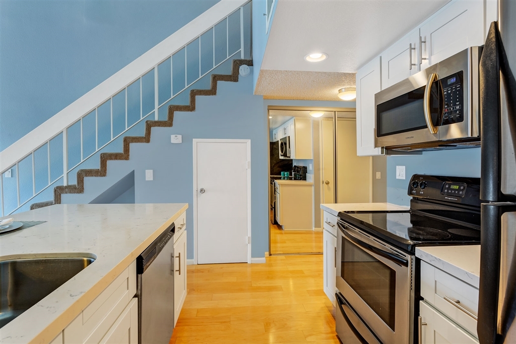 Property Photo: 6111 Rancho Mission Rd 306 CA 92108