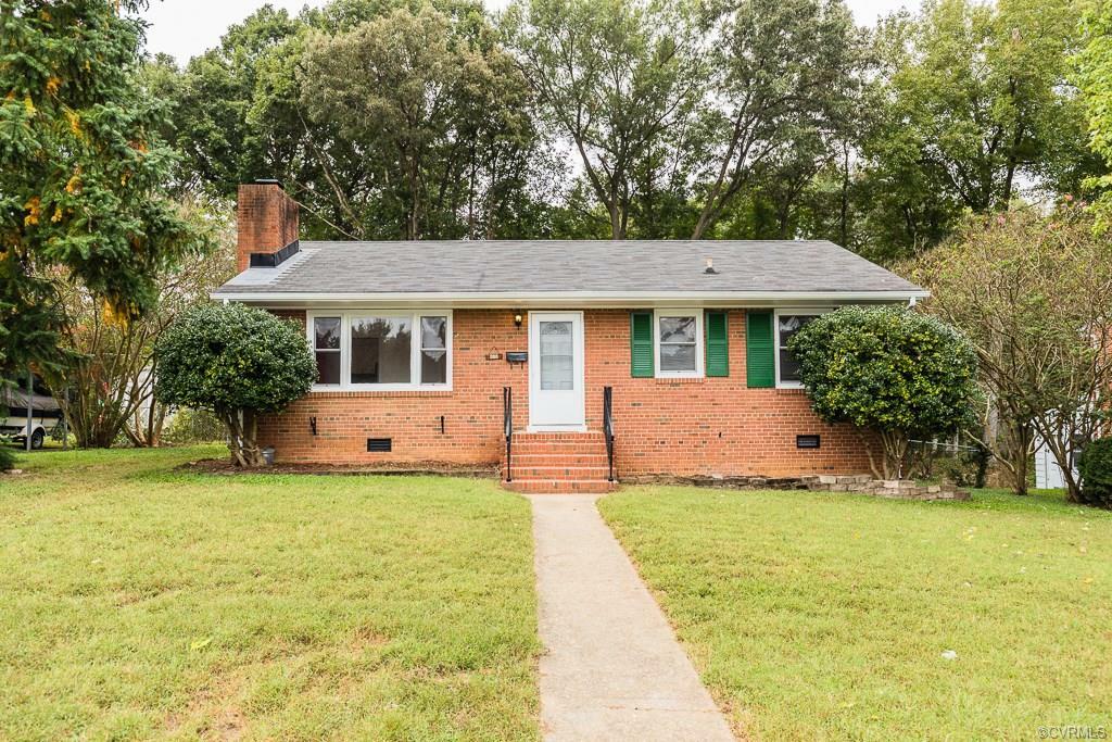 Property Photo:  406 N Ash Avenue  VA 23075 