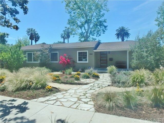 Property Photo:  12364 Emelita Street  CA 91607 