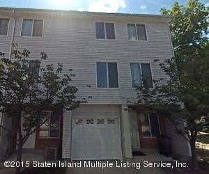 Property Photo: 60 Ilyssa Way NY 10312