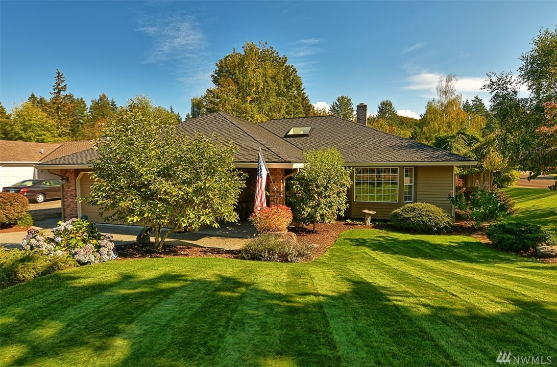 Property Photo:  13109 44th Ave W  WA 98275 