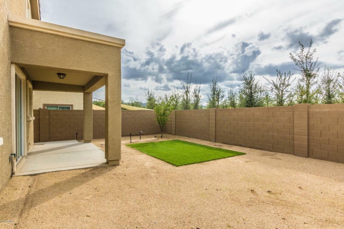 Property Photo:  5822 S 35th Place  AZ 85040 