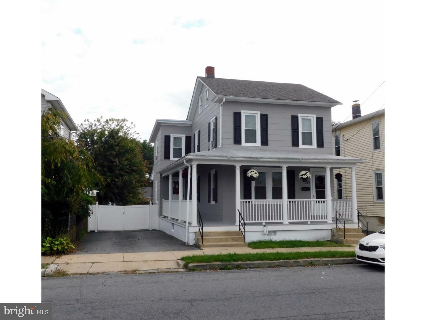 Property Photo:  734 Euclid Avenue  PA 19560 