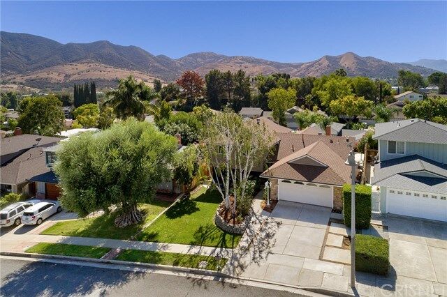 Property Photo: 5551 Rainbow Crest Drive CA 91301