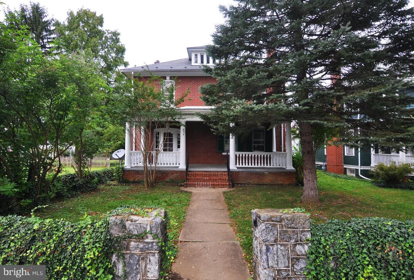 Property Photo:  678 National Avenue  VA 22601 