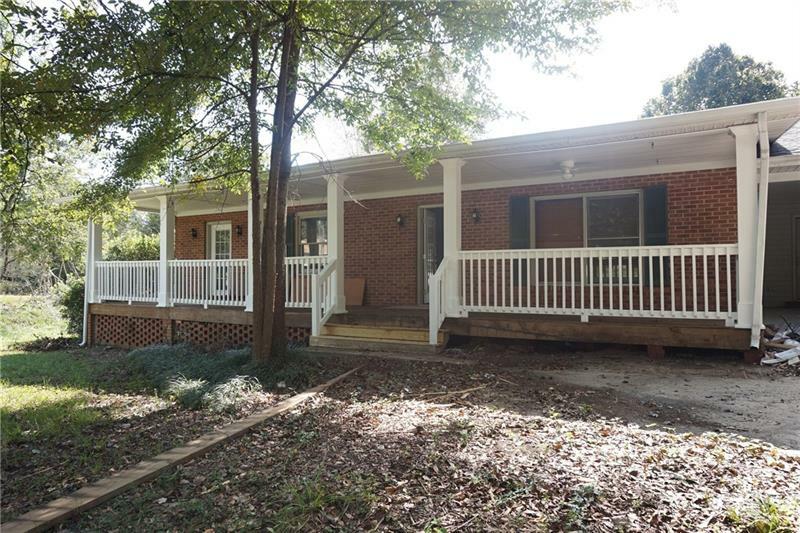 Property Photo: 435 Vincent Drive 30607