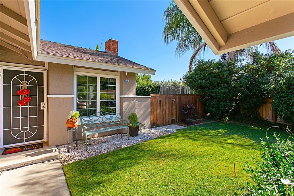 Property Photo:  2120 Dogwood Pl  CA 92026 