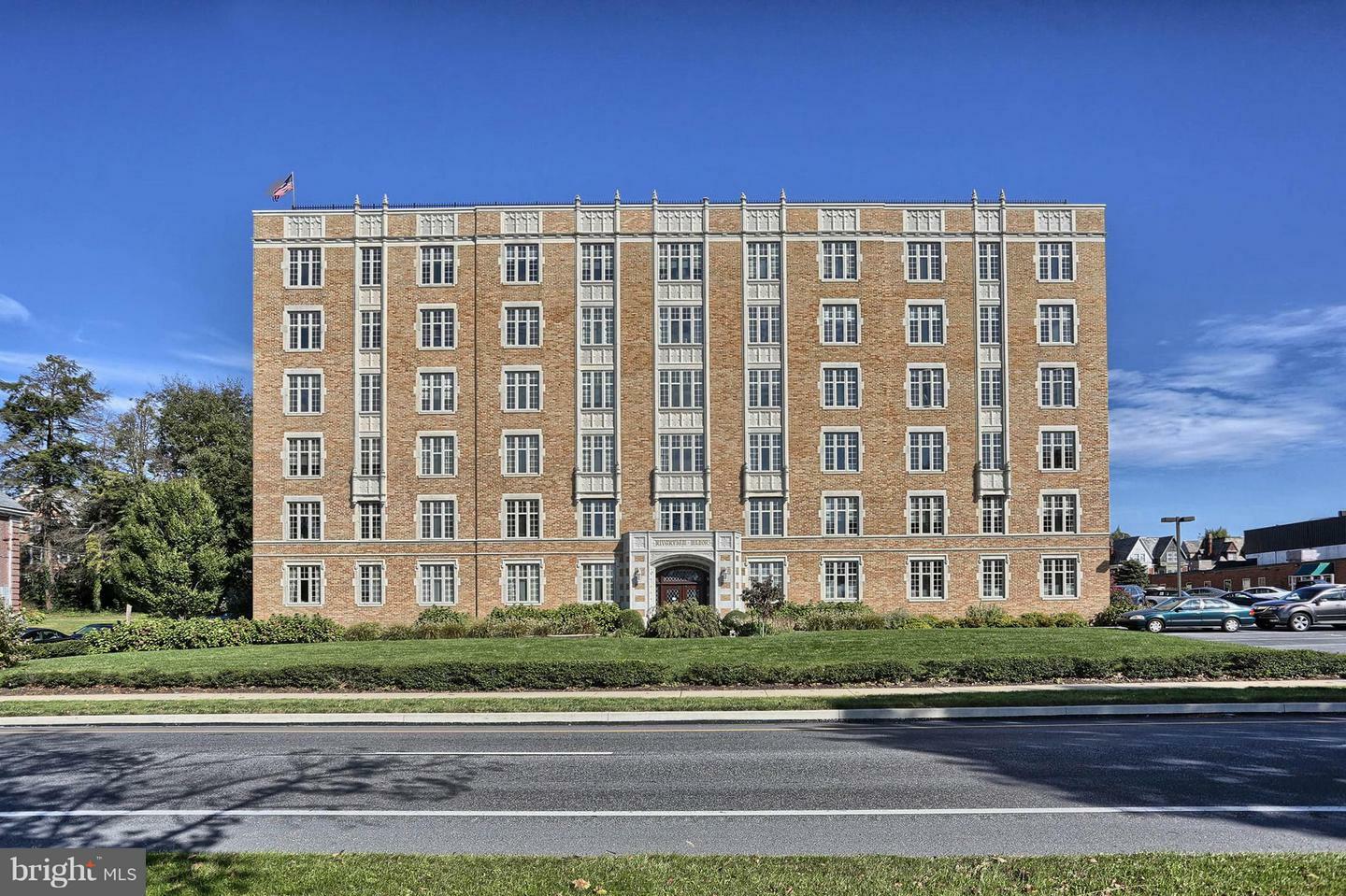 Property Photo: 1525 N Front Street PA 17102