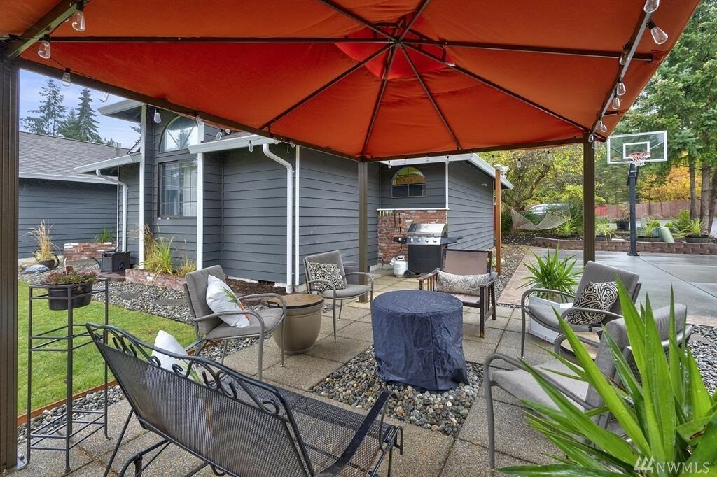 Property Photo: 4670 NW Springtree Ct WA 98383