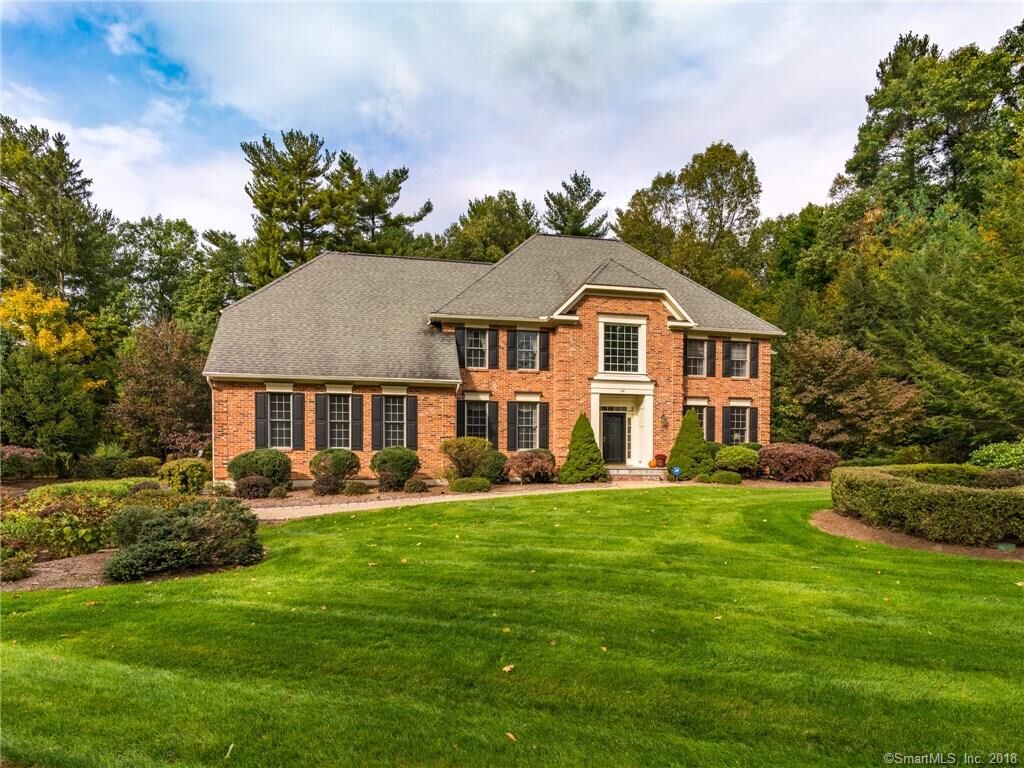 Property Photo:  24 Woodford Hills Drive  CT 06001 