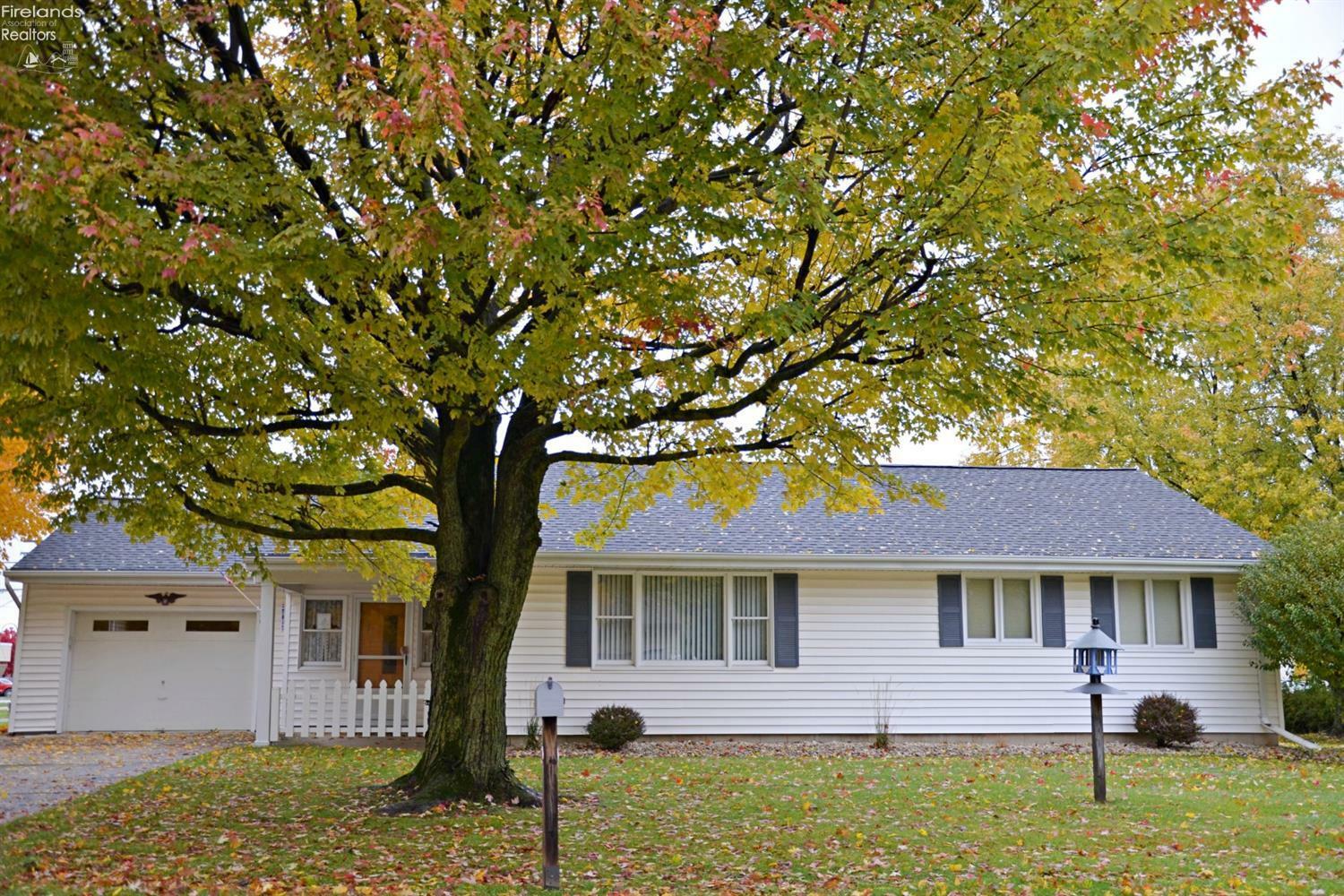 Property Photo:  45 Hopewell Avenue  OH 44883 