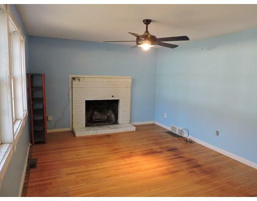 Property Photo: 18 Moore Rd MA 01886