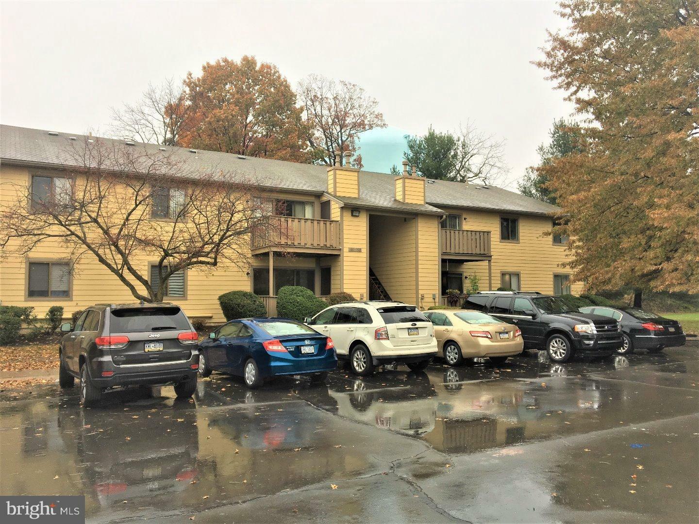 Property Photo: 1105 Braxton Court PA 19454