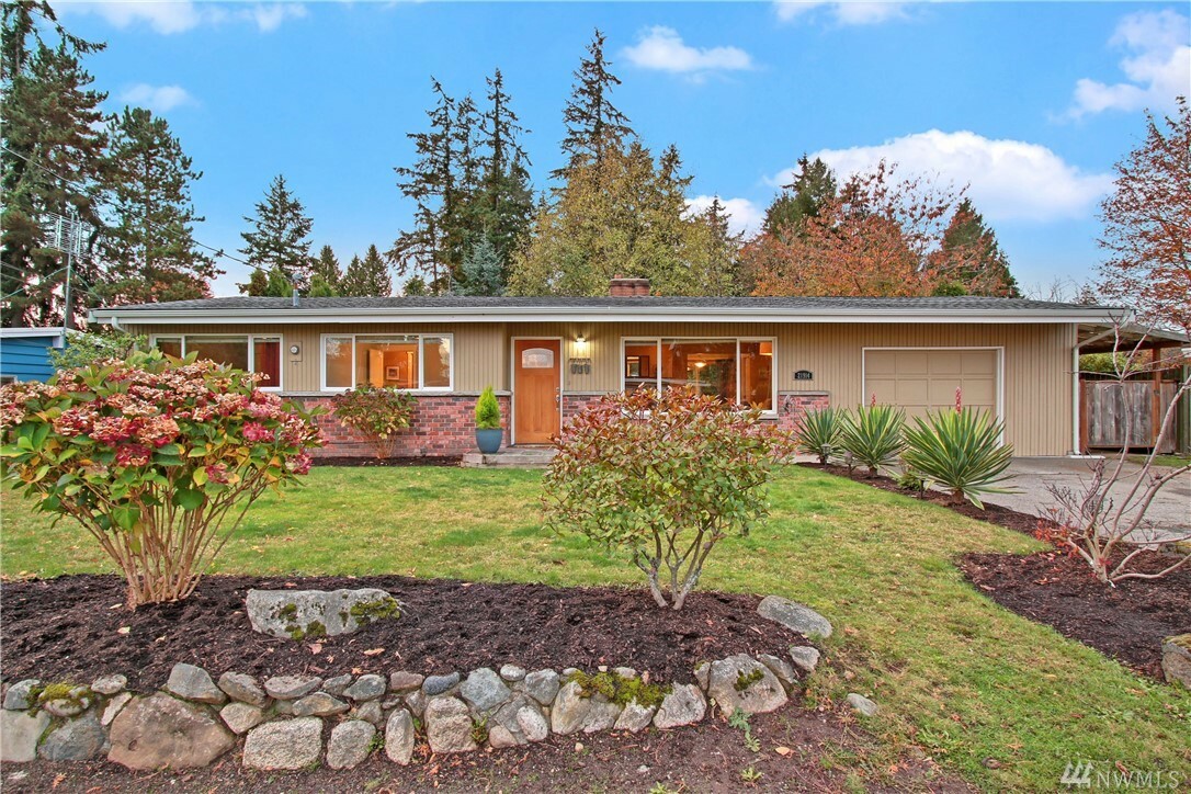 Property Photo:  21914 88th Place W  WA 98026 