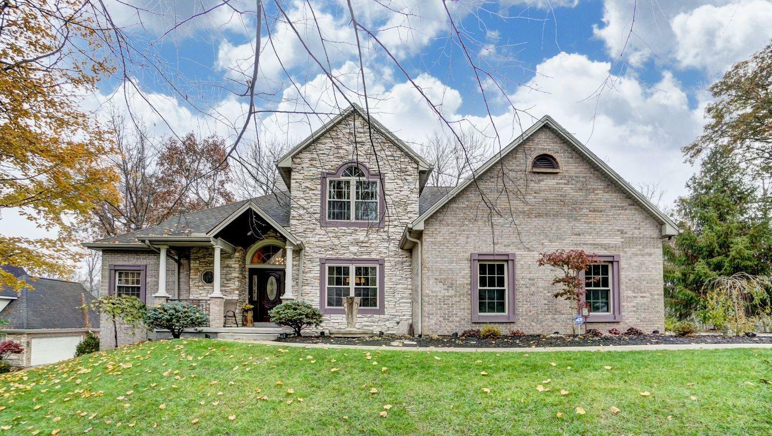 Property Photo: 10 Turnberry Drive OH 45052