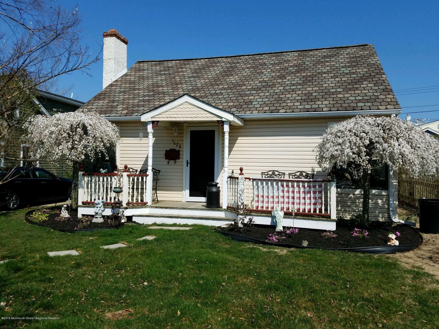 Property Photo:  1628 Water Street  NJ 07719 