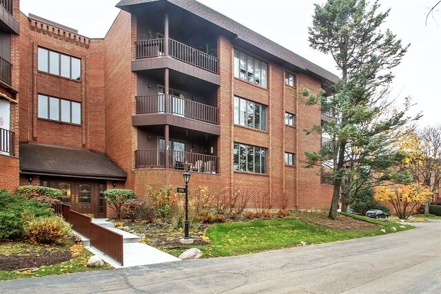 Property Photo:  175 Boardwalk Place 301  IL 60068