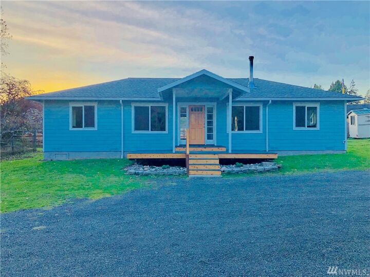 Property Photo: 792 Larson St WA 98250