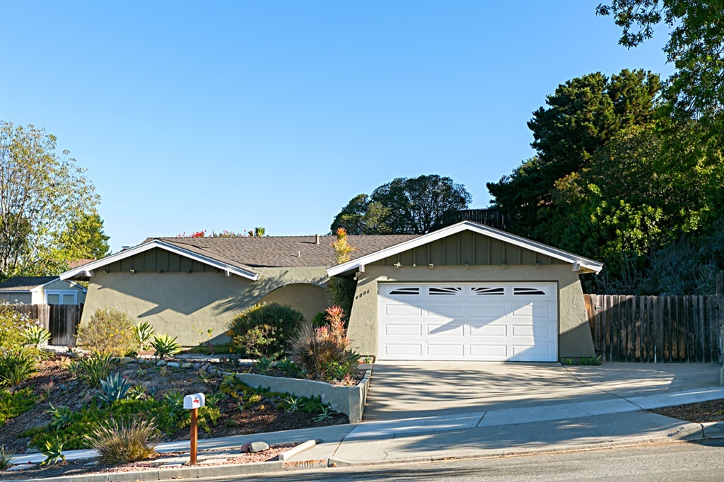 4006 Vista Calaveras St  Oceanside CA 92056 photo