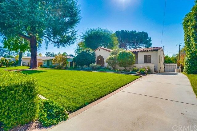 Property Photo:  804 New York Drive  CA 91001 