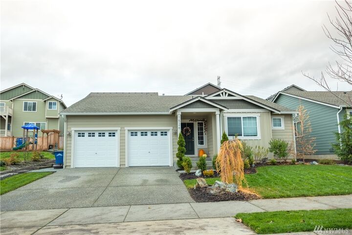 Property Photo: 1526 E Gateway Heights Lp WA 98284