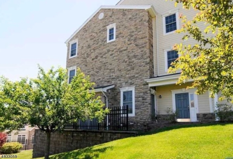 Property Photo:  39 Forshee Cir  NJ 07645 